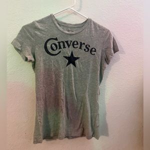3/$15 Converse tee🌺